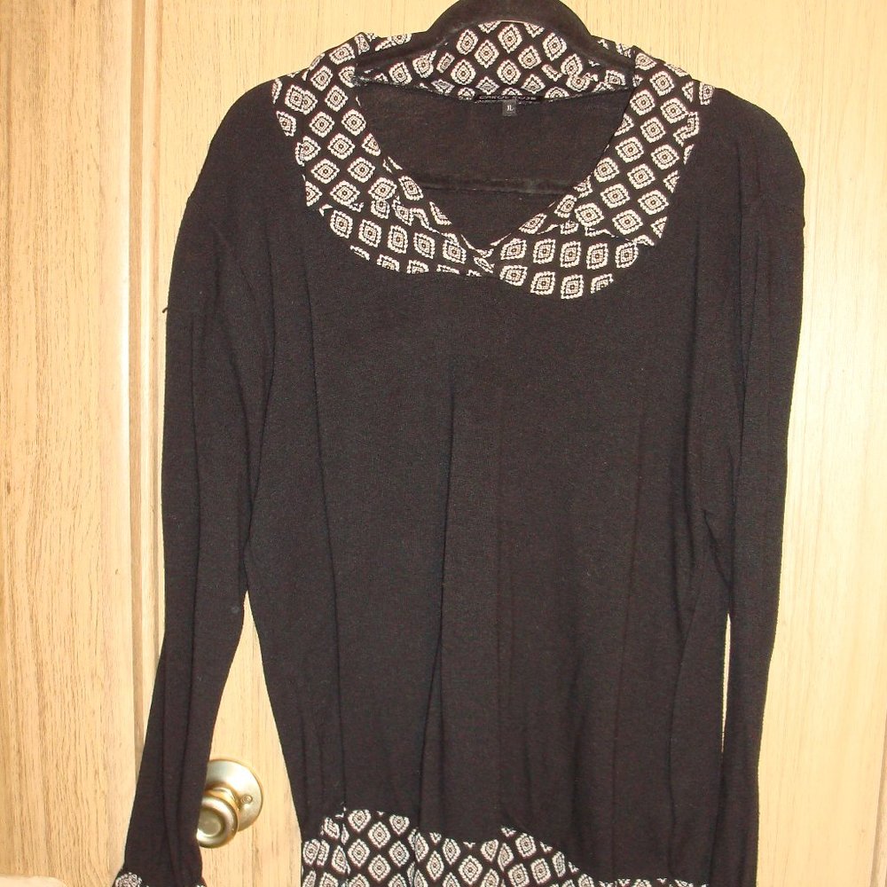 CAROL ROSE SWEATER TOP SIZE XL